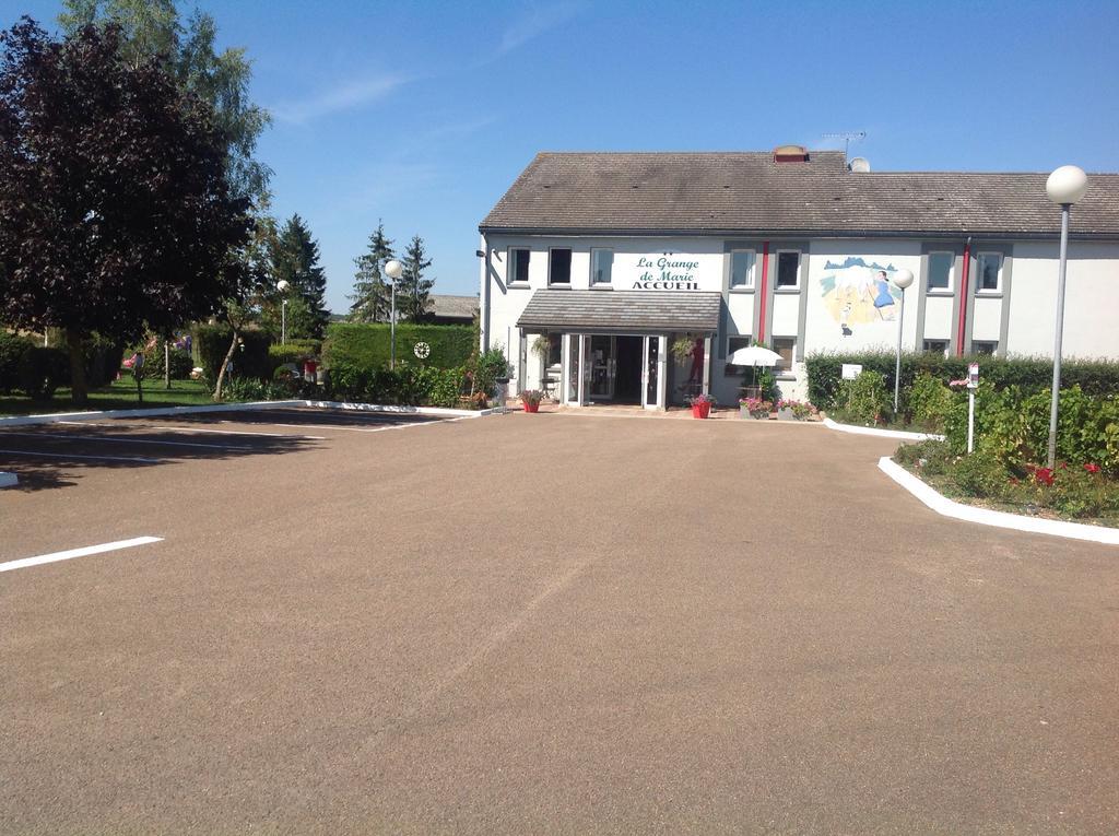 La Grange De Marie Hotel Nitry Buitenkant foto
