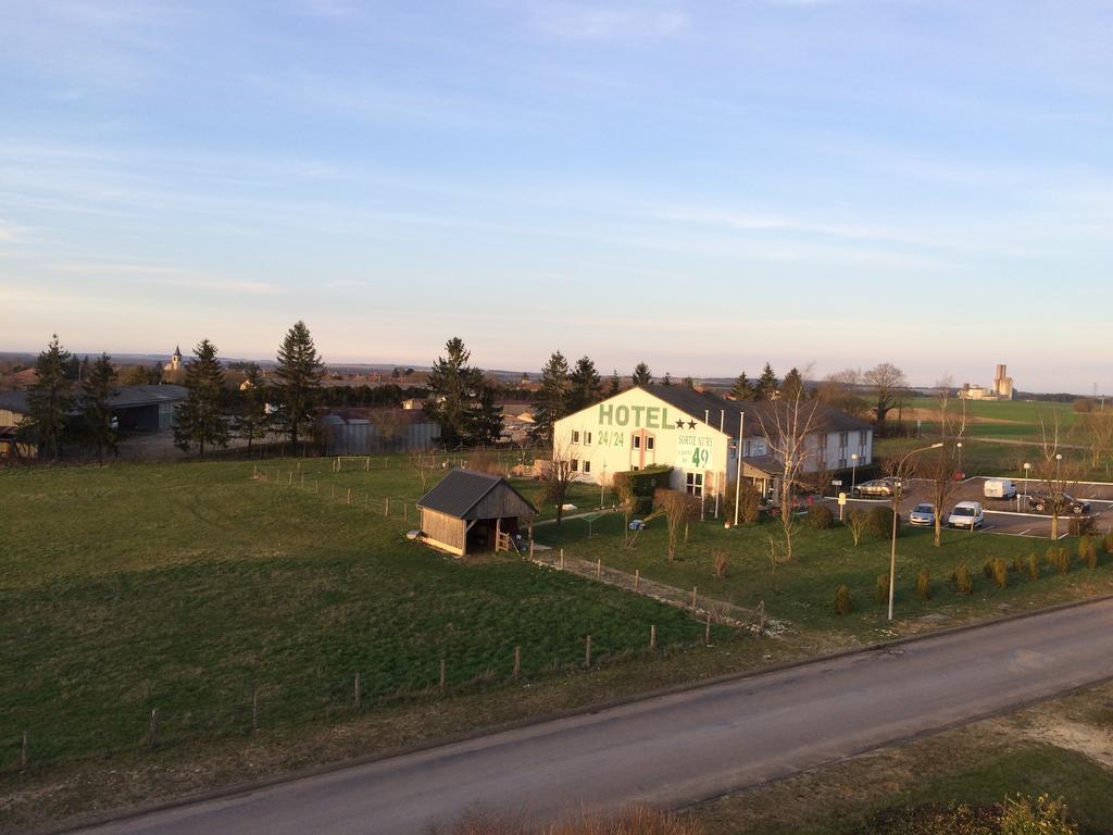 La Grange De Marie Hotel Nitry Buitenkant foto
